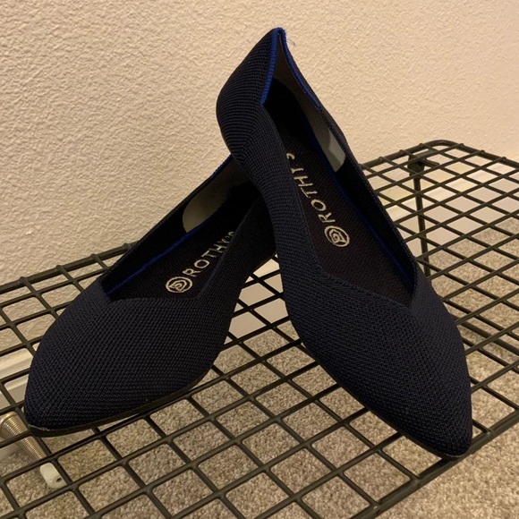 Rothy’s navy blue The Point flats - Picture 6 of 6